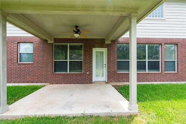 Building Photo - 503 Rolling Brook Ln