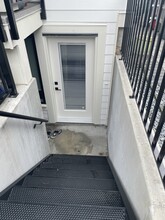 Building Photo - 10961 84 Av