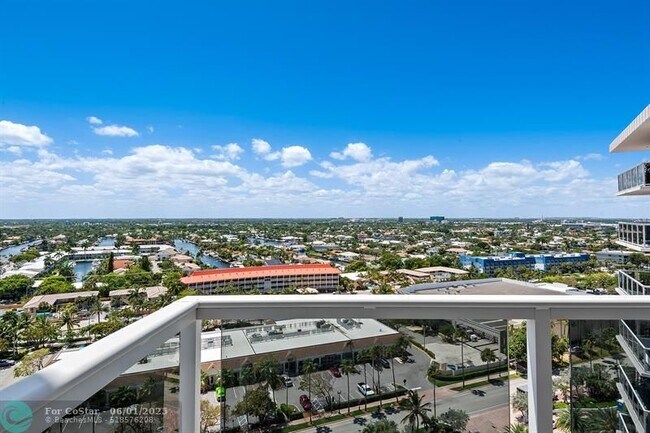 Building Photo - 3700 Galt Ocean Dr