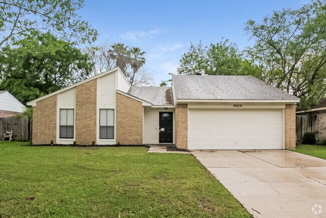 Building Photo - 18606 Hiddenbay Way