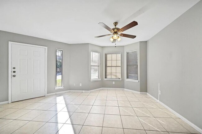Building Photo - 3019 La Estancia Ln