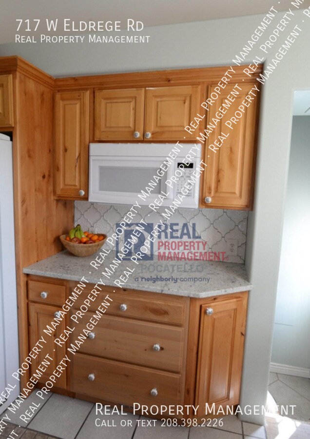 Foto del edificio - 717 W Eldredge Rd