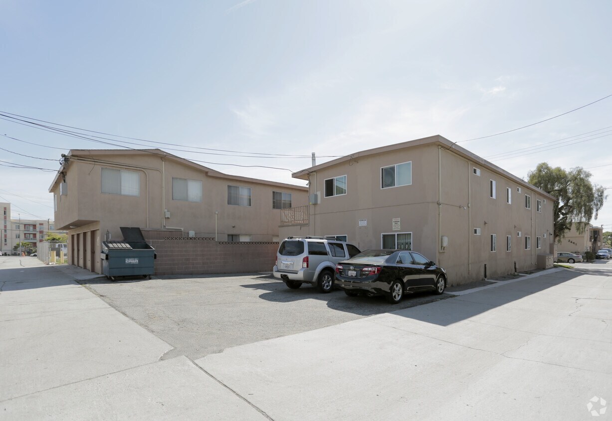 Foto del edificio - 2630 Linden Ave