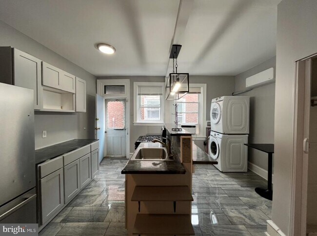 Foto del edificio - 5231 Wissahickon Ave