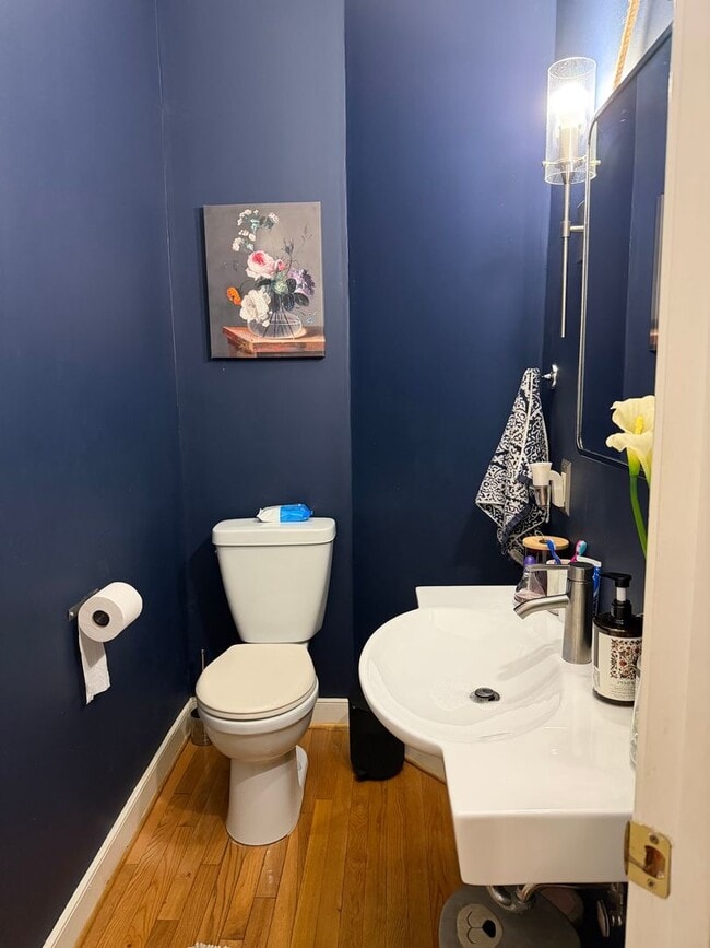 Building Photo - Best location! Short pump schools, 4 bedrooms, den, bar, solar, big garage and yard!