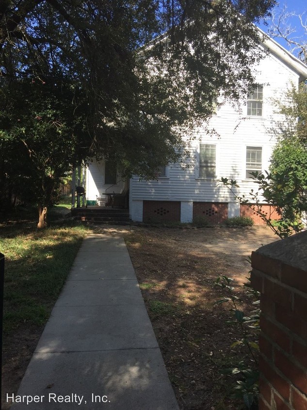 Foto principal - 418 Barnwell Ave NE
