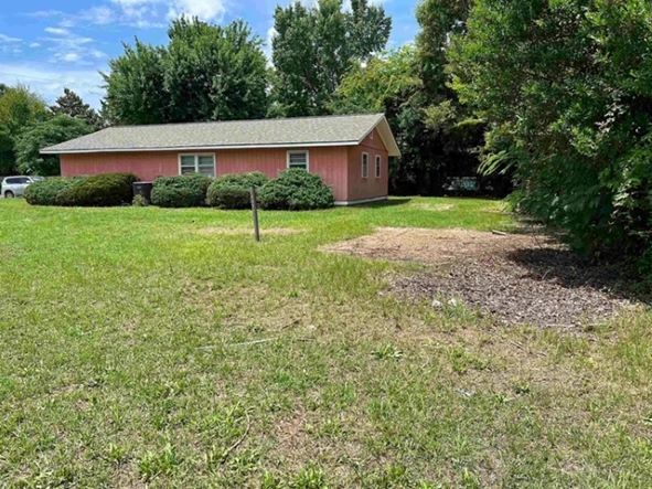 Foto del edificio - 100 Chuck Cir