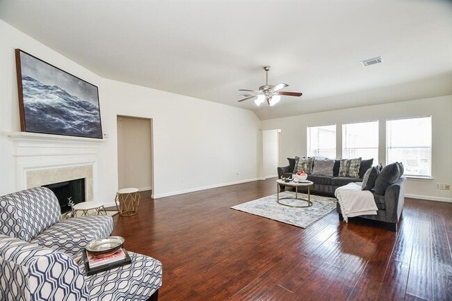 Building Photo - 3207 Brook Arbor Ln