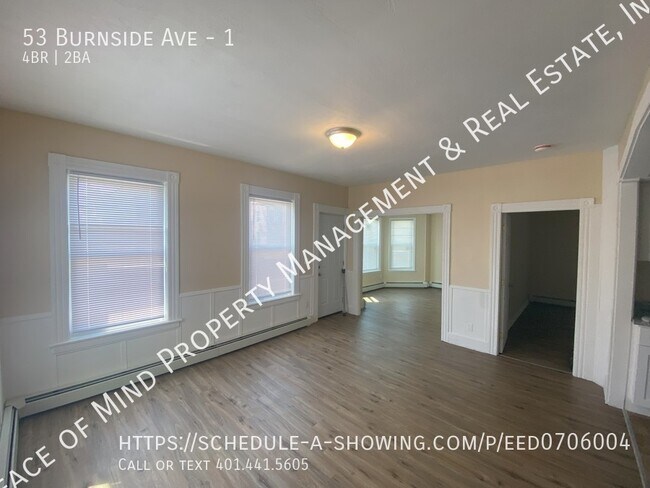 Foto del edificio - Spacious 4 Bedroom First Floor Unit Availa...