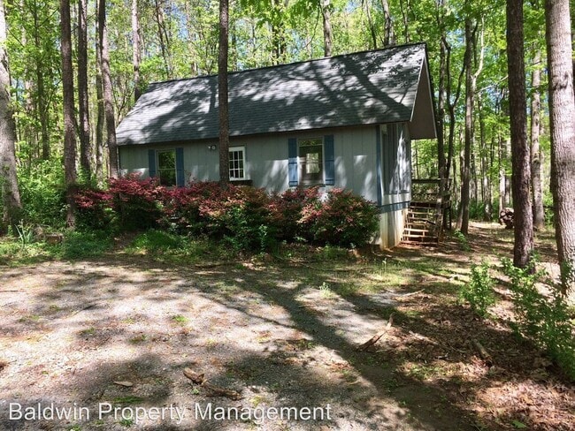 Building Photo - 2 br, 1 bath House - 5573 DAVIS FARM RD.