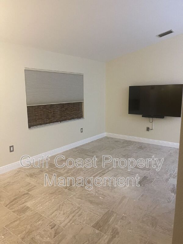 Building Photo - 26194 Mindanao Ln