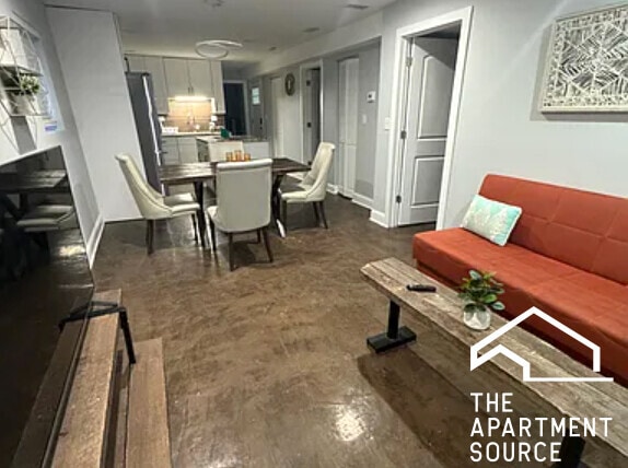 Photo - 2937 W Jackson Blvd Apartment