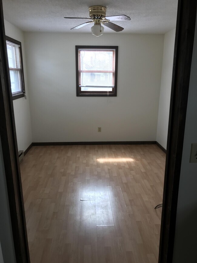 Foto del edificio - 706 W 1st St