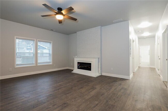 Foto del edificio - 1220 Hightower Rd NW