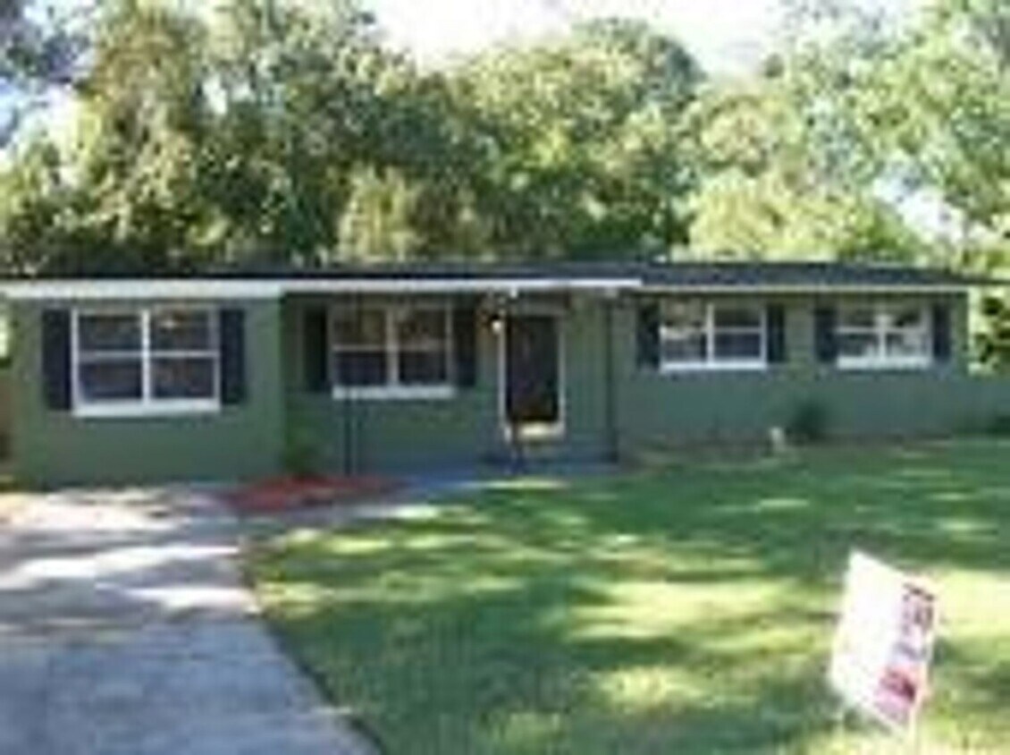 Foto principal - 4 br, 2 bath House - 4638 Herta Rd