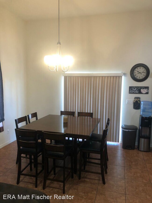 Building Photo - 3 br, 2 bath House - 278 N. Marshall Loop Rd.
