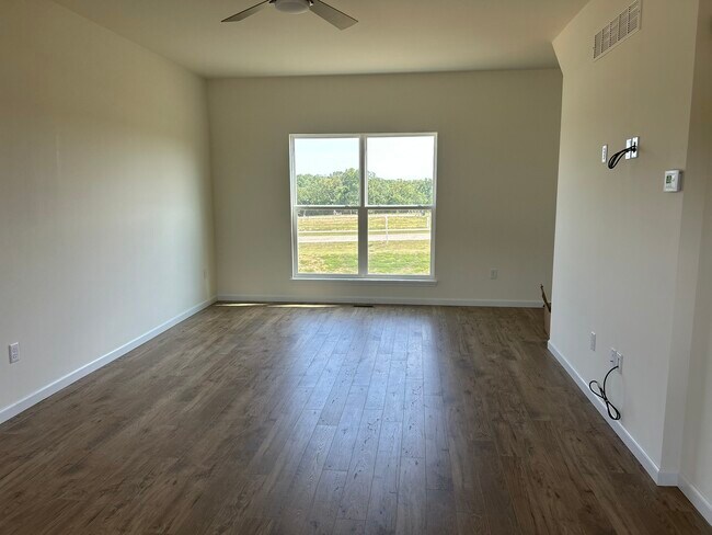 Main Living Room - 112 Day Lily Ln