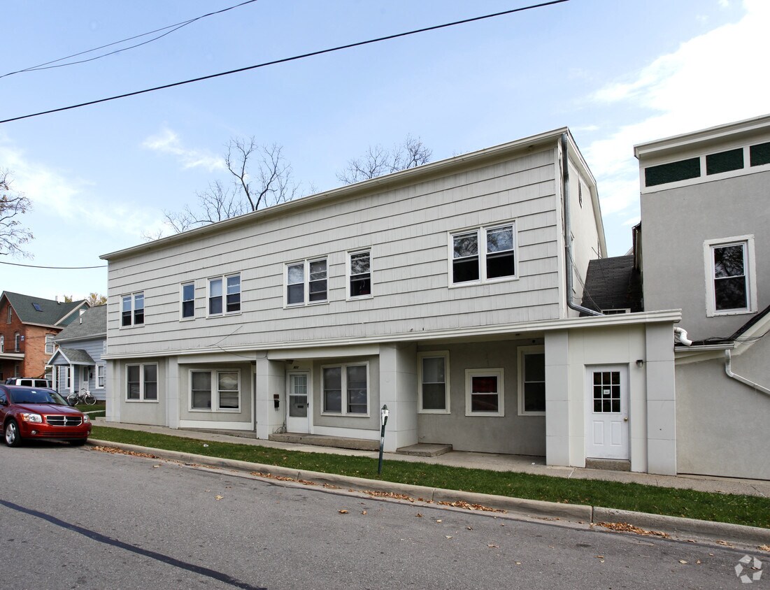 400408 Perrin St, Ypsilanti, MI 48197 Apartments in Ypsilanti, MI