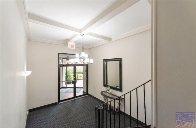 Building Photo - 2 Windsor Terrace