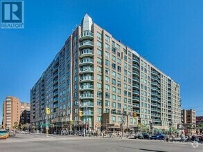 Building Photo - 109-109 Front St E