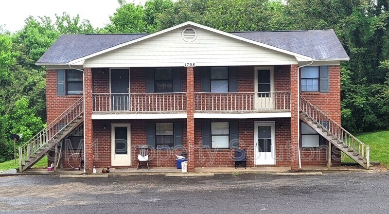 Photo - 1708 Green Oaks Drive Southeast - D