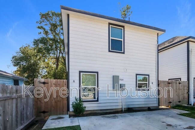 Building Photo - 7934 Way St