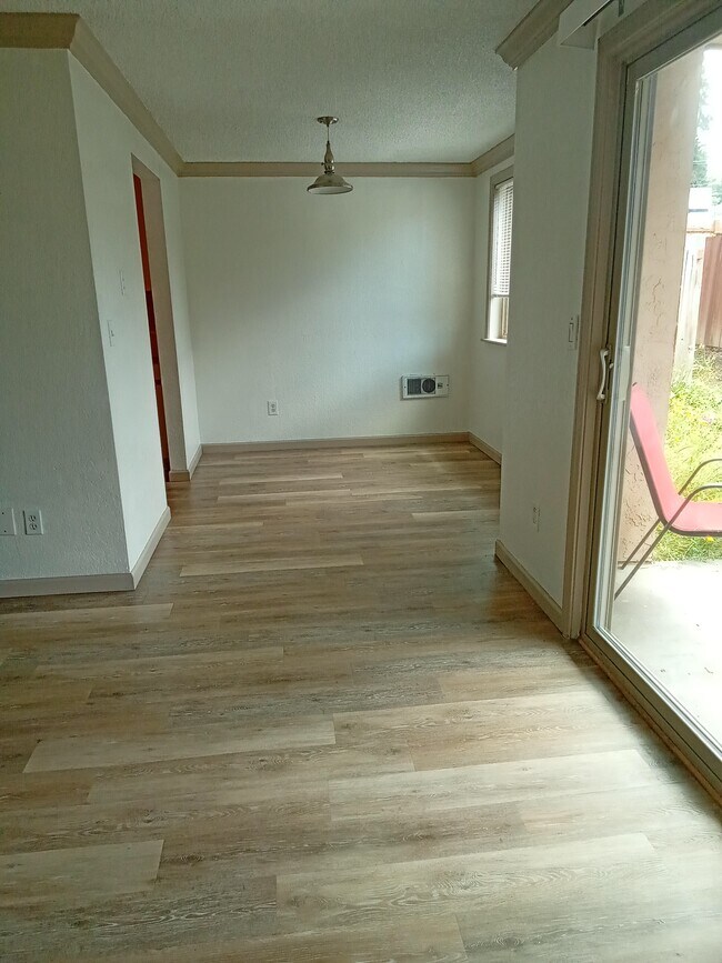 Foto del edificio - 4904 81st Pl SW