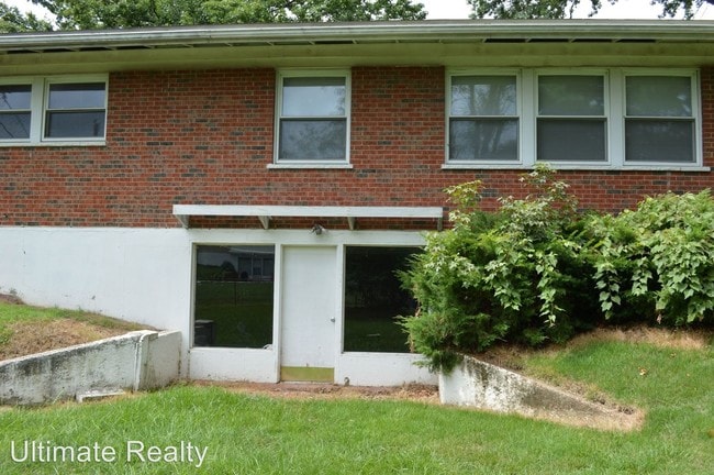 Building Photo - 3 br, 2 bath House - 11154 Mammoth Dr.