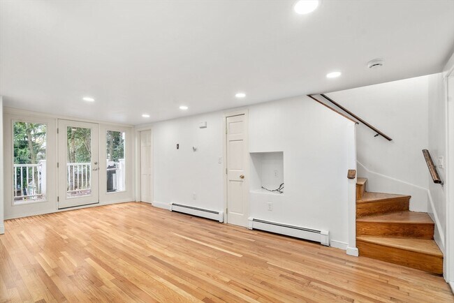 Foto del edificio - 431 E 6th St