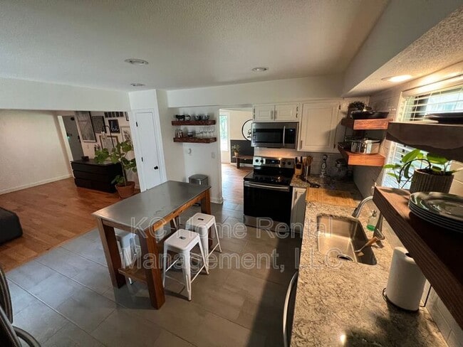 Foto del edificio - 4225 N Grand Ave