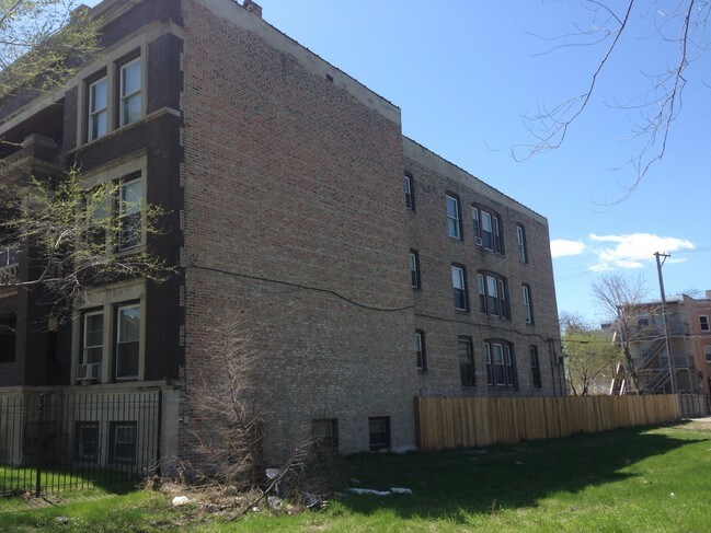 Foto del edificio - 5430-5432 S Indiana Ave