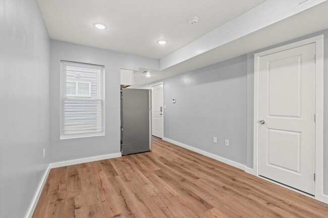 Building Photo - 2046 N CARLISLE