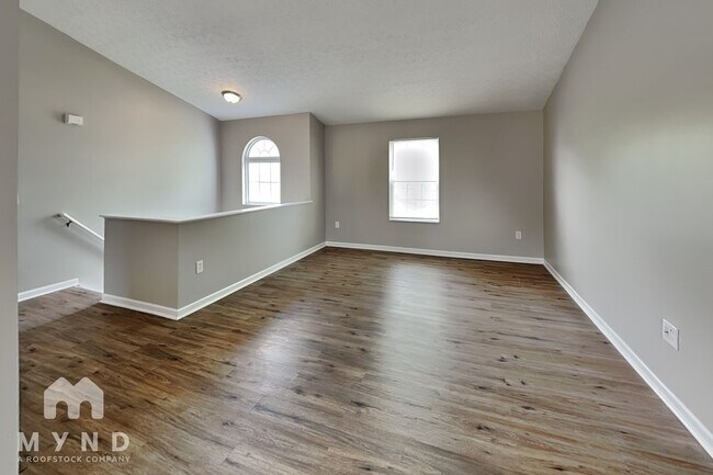 Foto del edificio - 1600 Milington Way