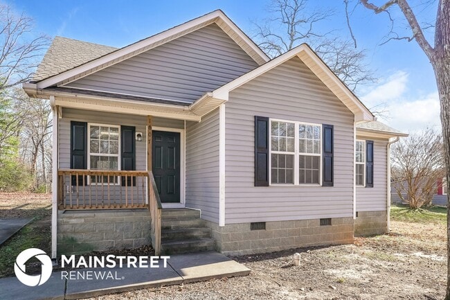 Building Photo - 1607 Dodson St