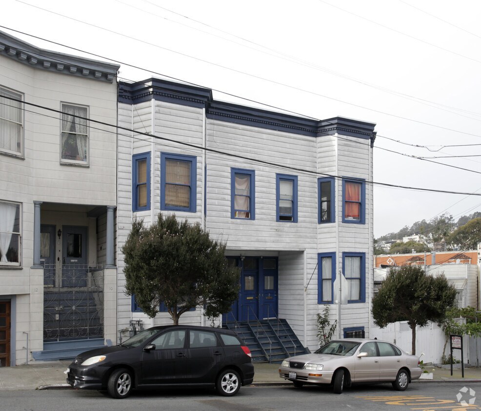 Foto del edificio - 2 Appleton Ave