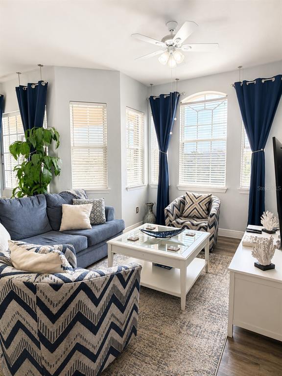 Foto del edificio - 322 Terrace Ridge Cir