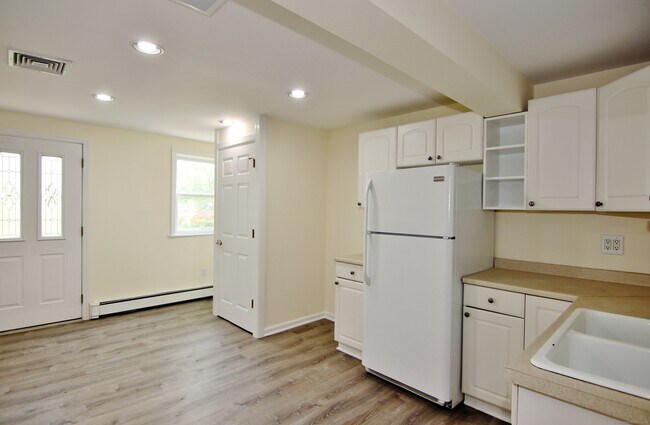 Foto del edificio - 821 Long Ridge Rd