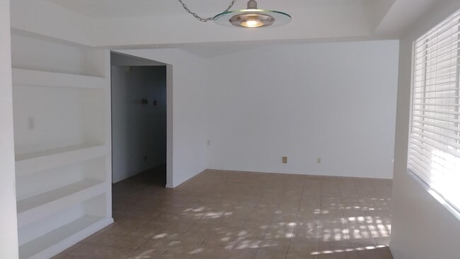 Foto del edificio - 2509 Twin Buttes Dr NE