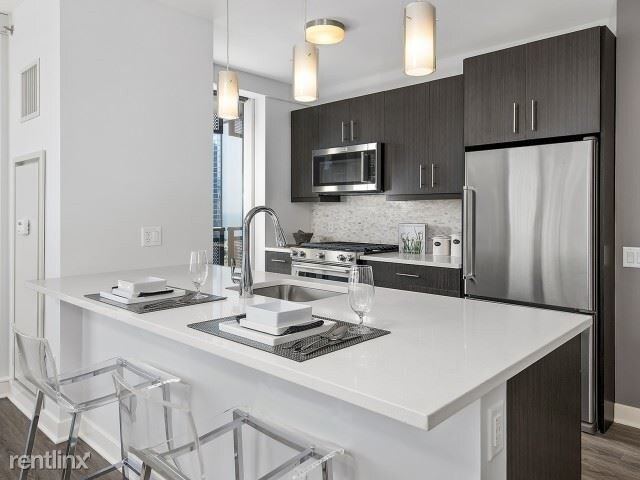 Foto del edificio - 554 N McClurg Ct