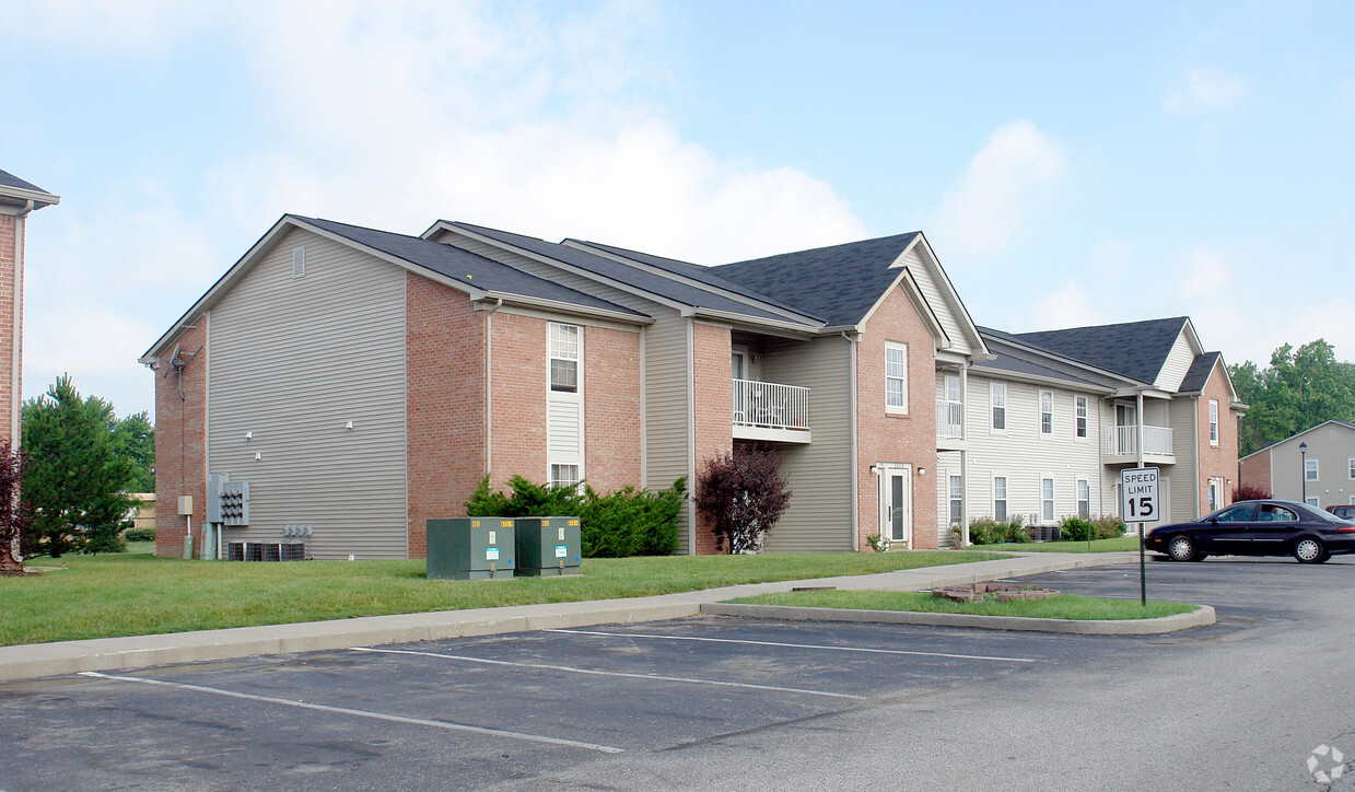 Primary Photo - Emerson Place Apts.