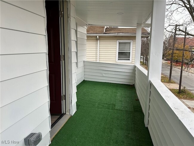 Building Photo - 15630 Holmes Ave