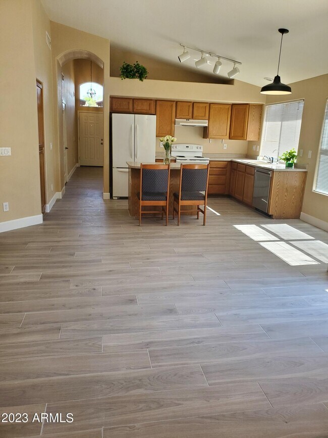 Foto del edificio - 1737 E Morgan Ct