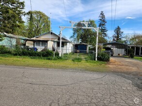 Building Photo - 6123 3rd Ave