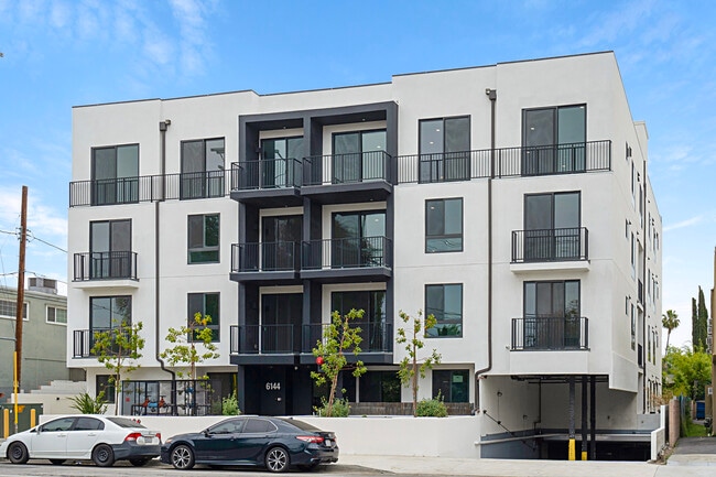 Building Photo - 6144 Whitsett Ave