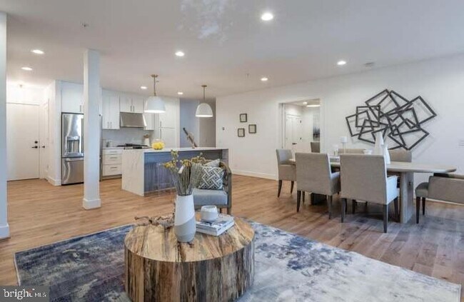 Foto del edificio - 1844 3rd St NW