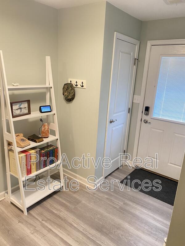 Foto del edificio - 4319 Saltmarsh Ln