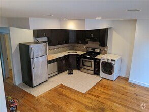 Building Photo - 1351 Putnam Ave