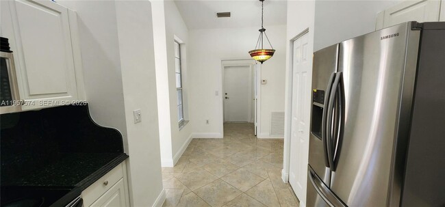 Building Photo - 7400 S Aragon Blvd