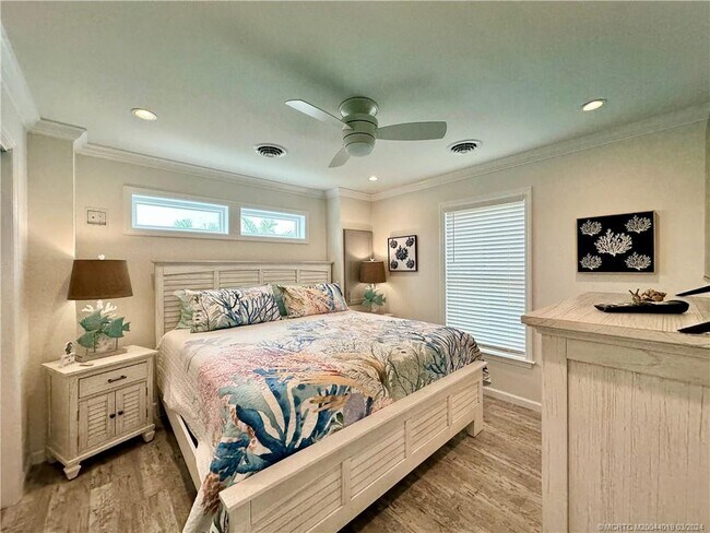 Foto del edificio - 2632 NE Pelican Wy