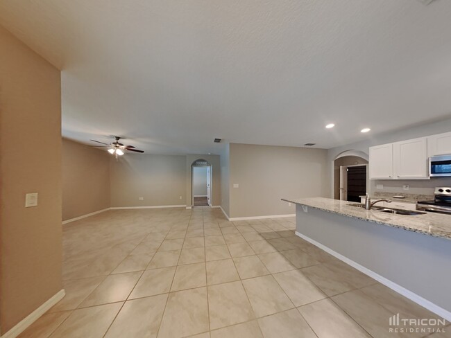 Foto del edificio - 3108 Bethpage Loop